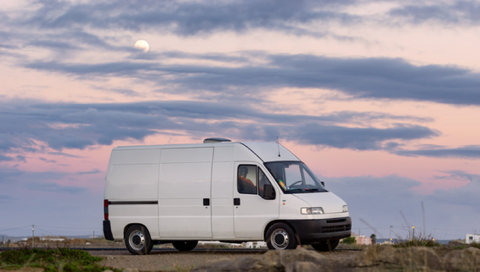 Vanlifer's Guide to Living on the Road: Van Life Tips, Tricks, and Inspiration - Dryflush Australia