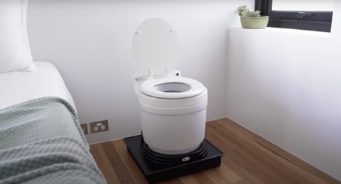 White Toilet Seat for Laveo DryFlush